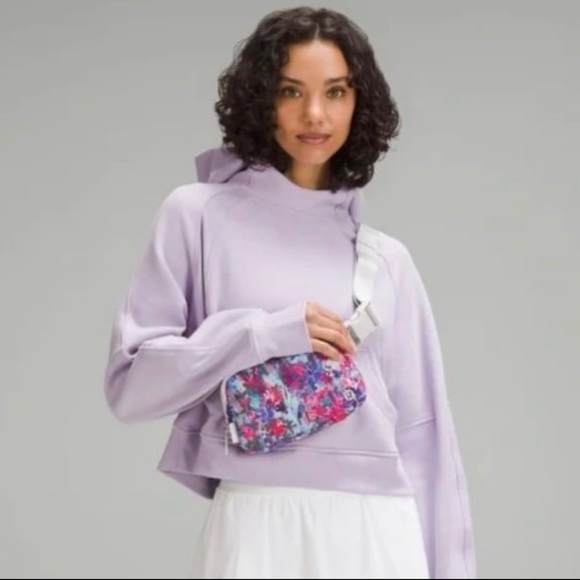 LULULEMON EVERYWHERE BELT BAG LONG STRAP 1L LIMITED EDITION - Picture 4 of 10